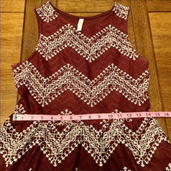 Xhileration Juniors Teens Red White Soft Zig Zag Dress Size Large - Picture 6 of 10